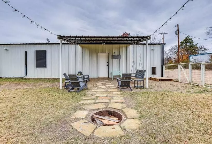 Dog Friendly Home W/ Yard & Fire Pit In Midlothian