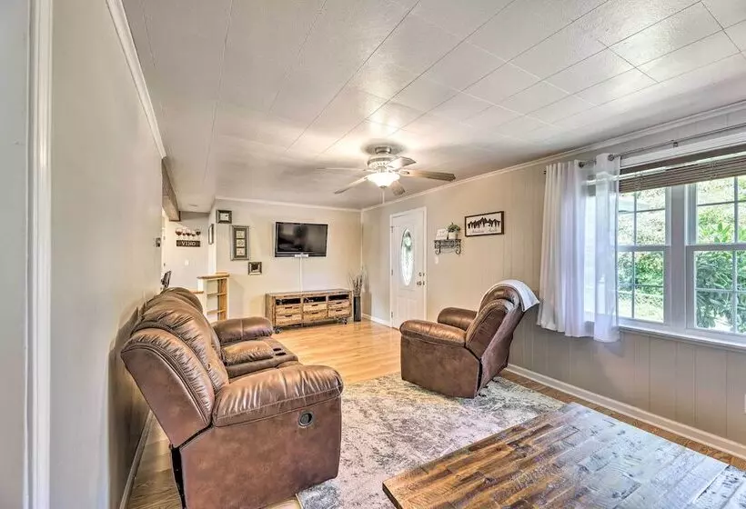 Family Friendly Sanctuary: Bbq, Patio & Yard