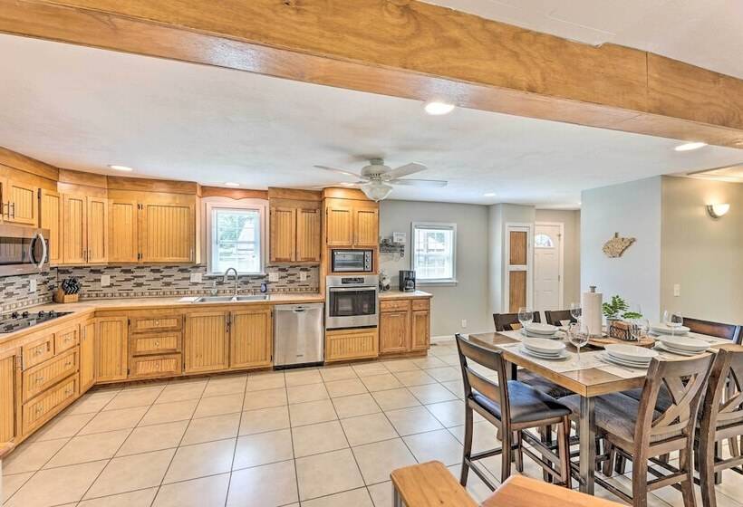 Family Friendly Sanctuary: Bbq, Patio & Yard