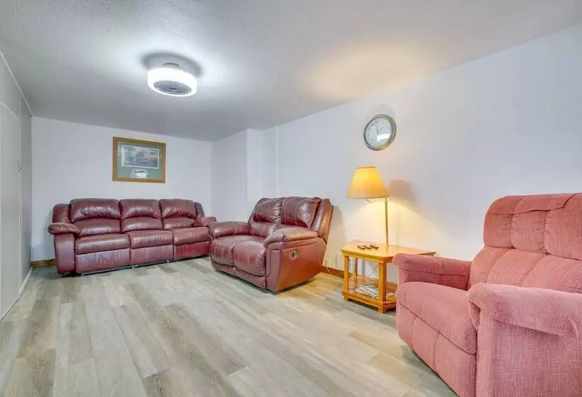 Harpers Ferry Escape: Near Hiking & Kayaking