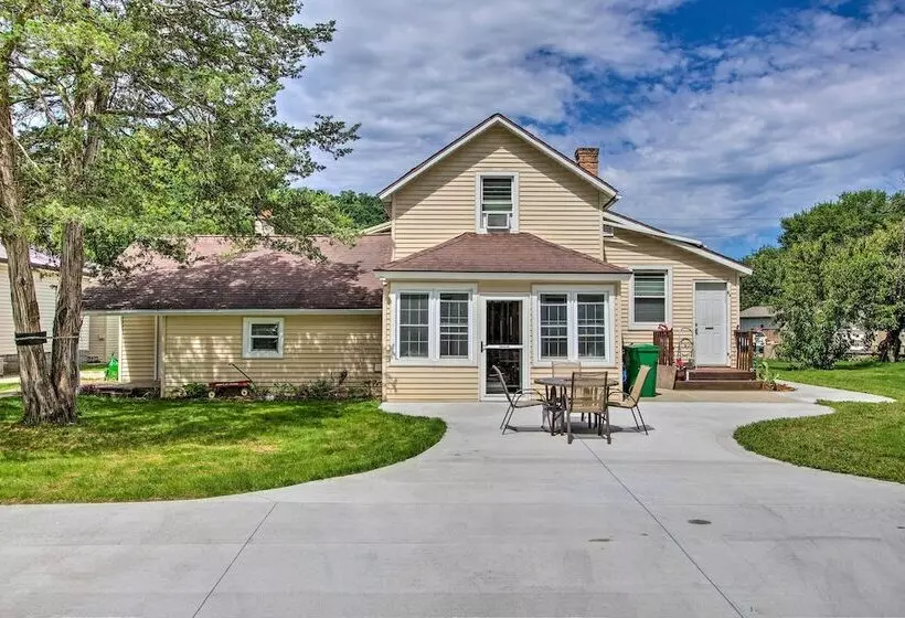 Harpers Ferry Escape: Near Hiking & Kayaking