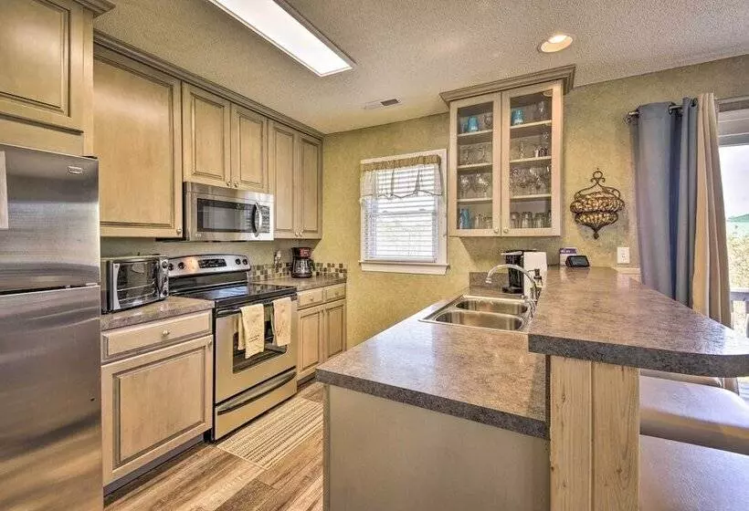 Home W/ Deck In Corolla Light: Walk To Beach!