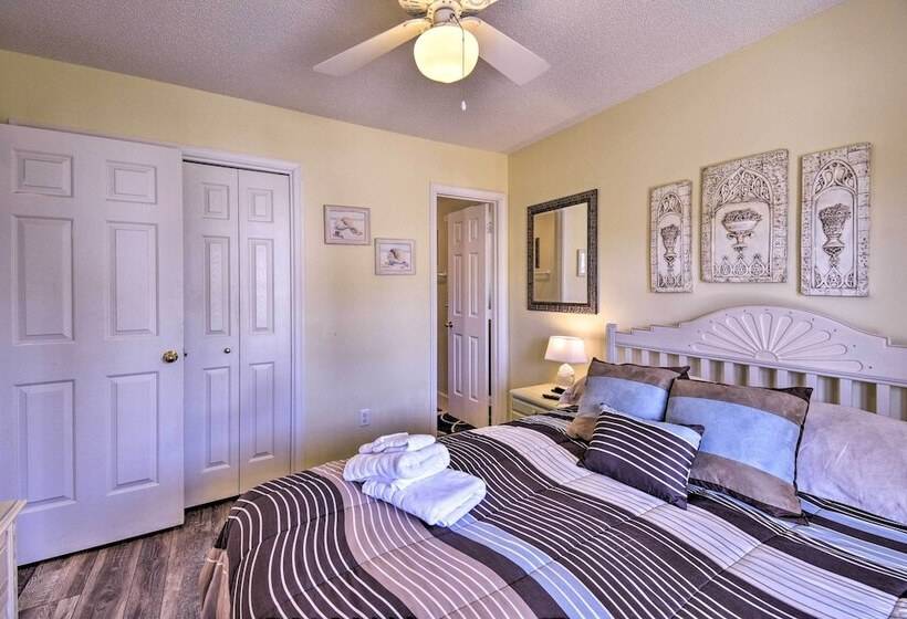 Home W/ Deck In Corolla Light: Walk To Beach!