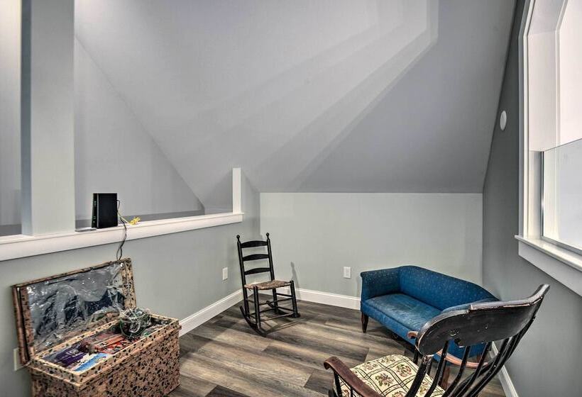 Modern Francestown Retreat On Scobie Pond!