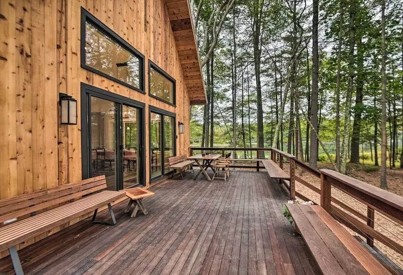 Modern Francestown Retreat On Scobie Pond!