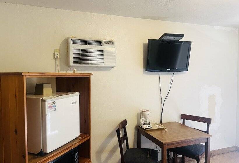 فندق على الطريق Budget Inn