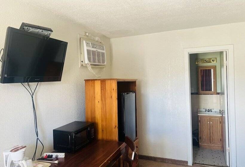 فندق على الطريق Budget Inn