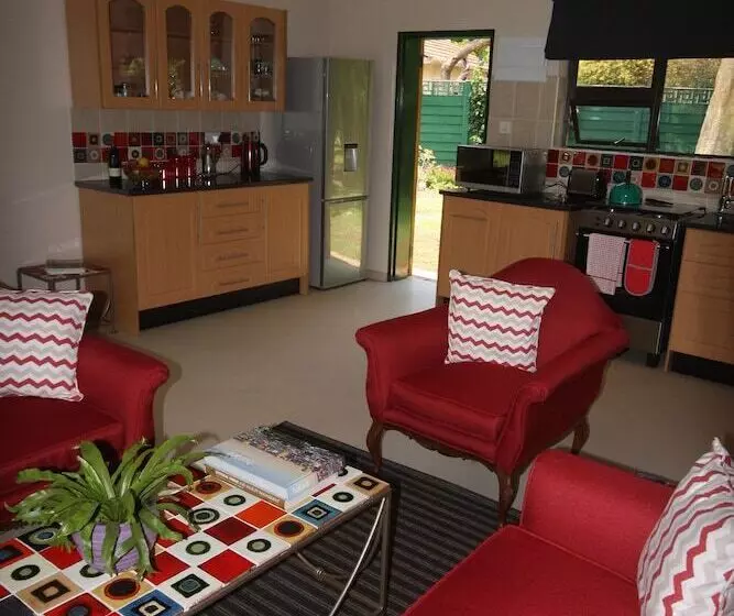 Palm Cottage