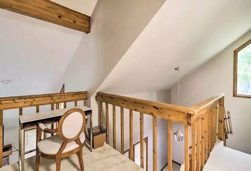 Hot Tub + Game Room: Peaceful Poconos Home!