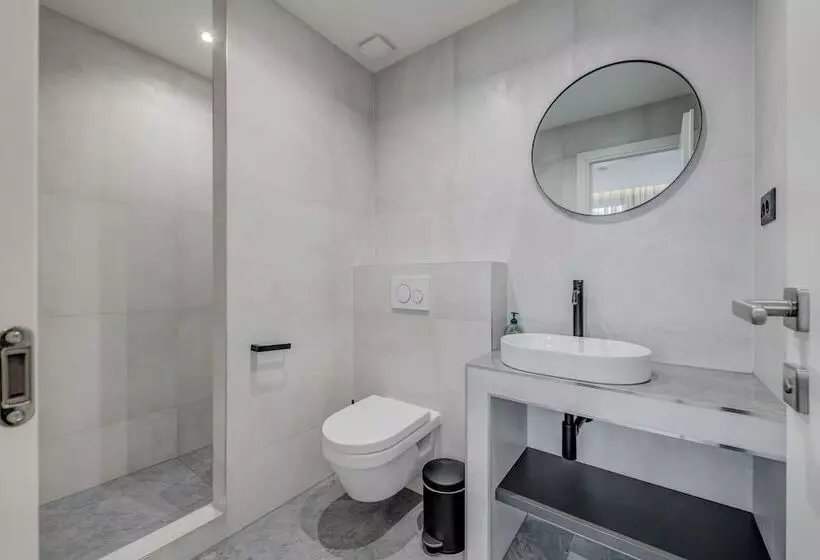 پانسیون Lichia Amia Luxury Rooms