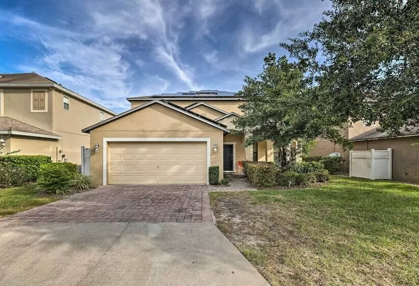 Spacious Davenport Retreat W/ Lanai + Pool!