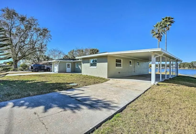 Private Dock + Grill: Sunny Lake Weir Retreat!