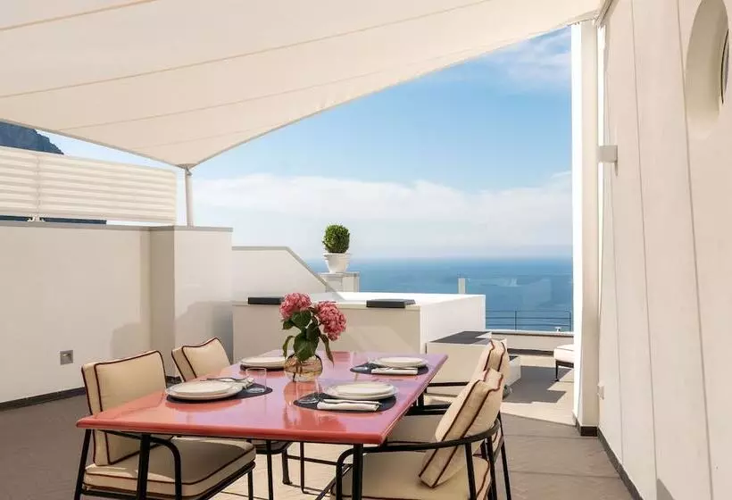 Hostelli Palazzo M Capri