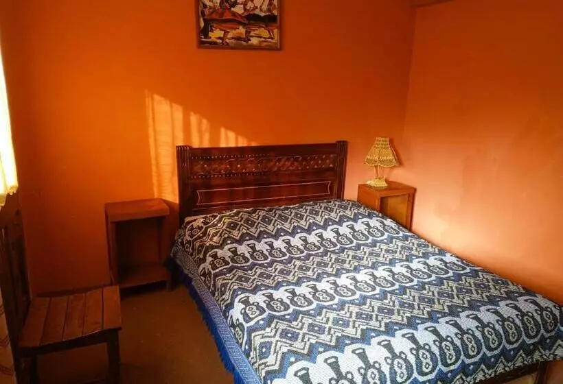 مسافرخانه Puerto Alegre Copacabana