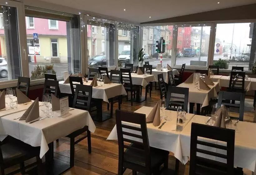 هتل Auberge La Veranda