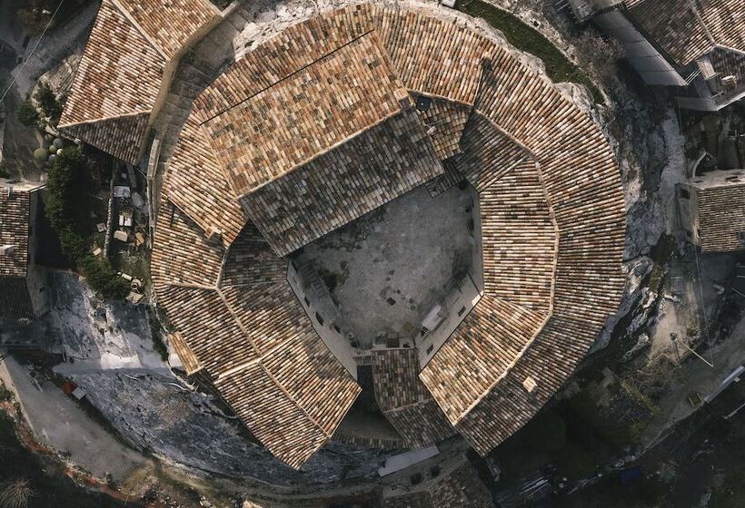 בית מלון כפרי Castel Di Luco