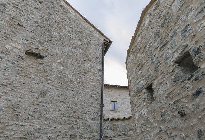 בית מלון כפרי Castel Di Luco