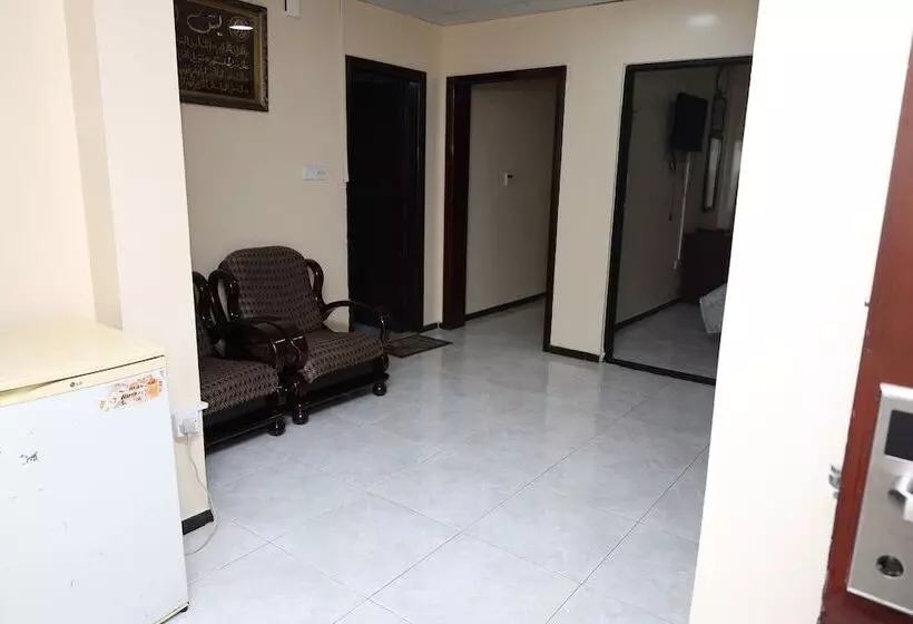 Hotelli Deira Palace