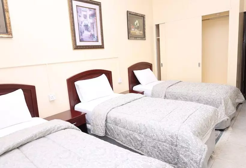 Hotelli Deira Palace