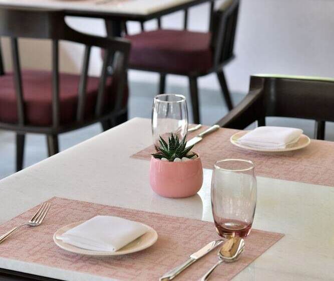 ホテル Mulberry Shades Bengaluru Nandi Hills, A Tribute Portfolio Resort