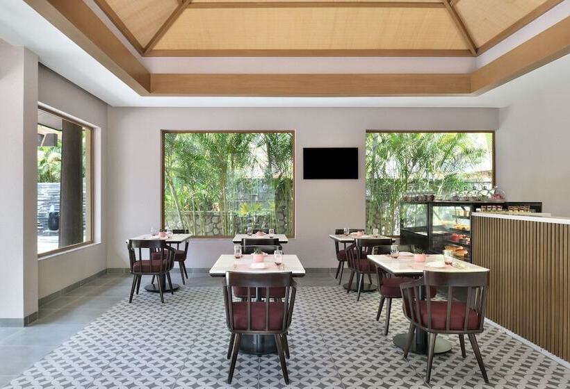 ホテル Mulberry Shades Bengaluru Nandi Hills, A Tribute Portfolio Resort