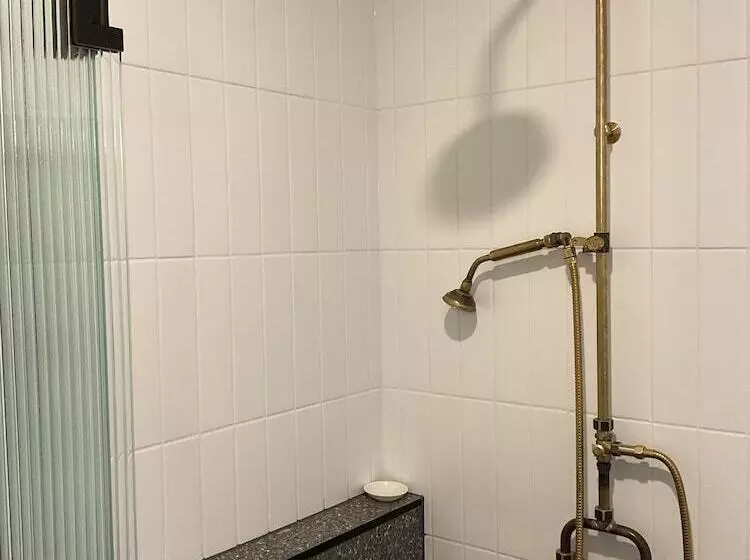 Hotelli The Electric