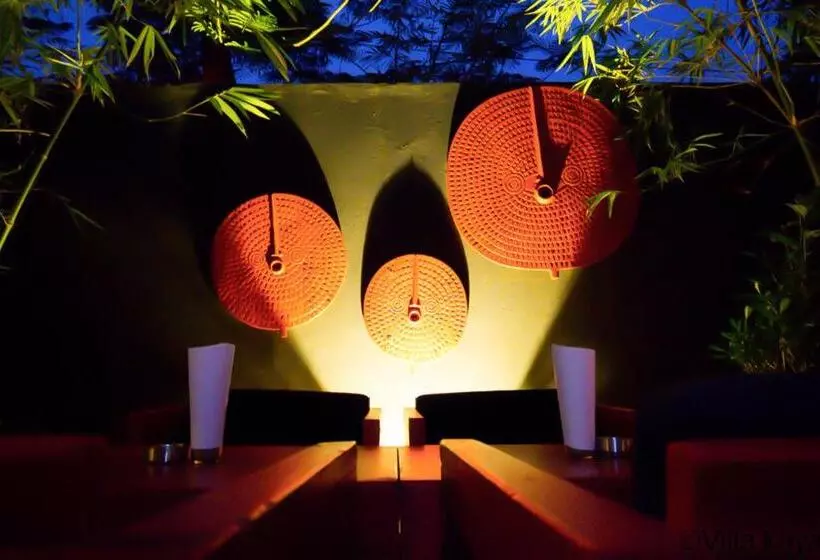 هتل Villa Kaya Lodge