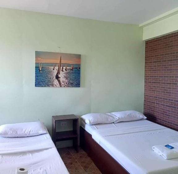 Antonios Pension House