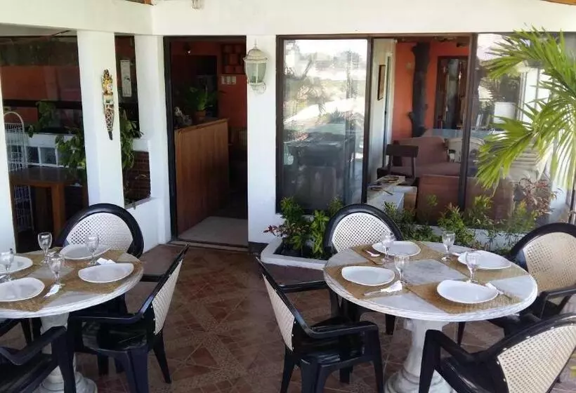 Antonios Pension House