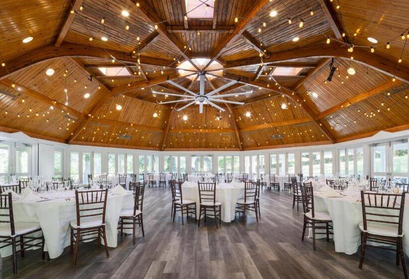 בית מלון כפרי Airlie