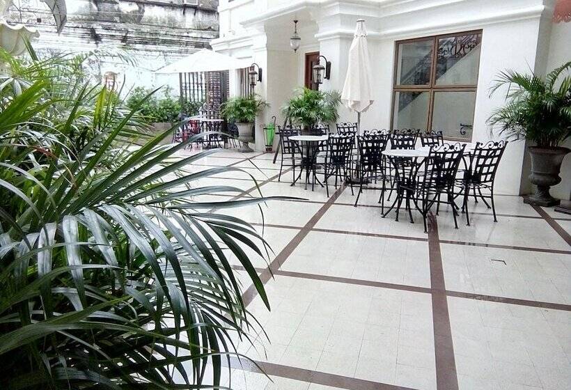 فندق Ciudad Fernandina