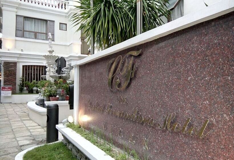 فندق Ciudad Fernandina