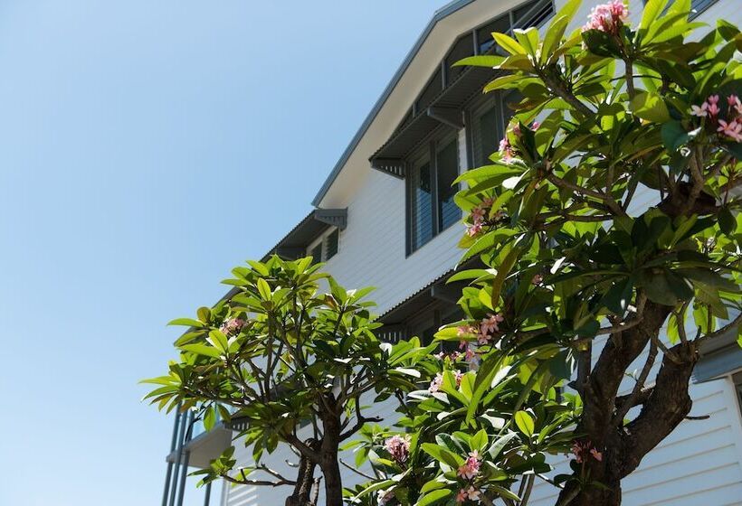 Heart Hotel And Gallery Whitsundays