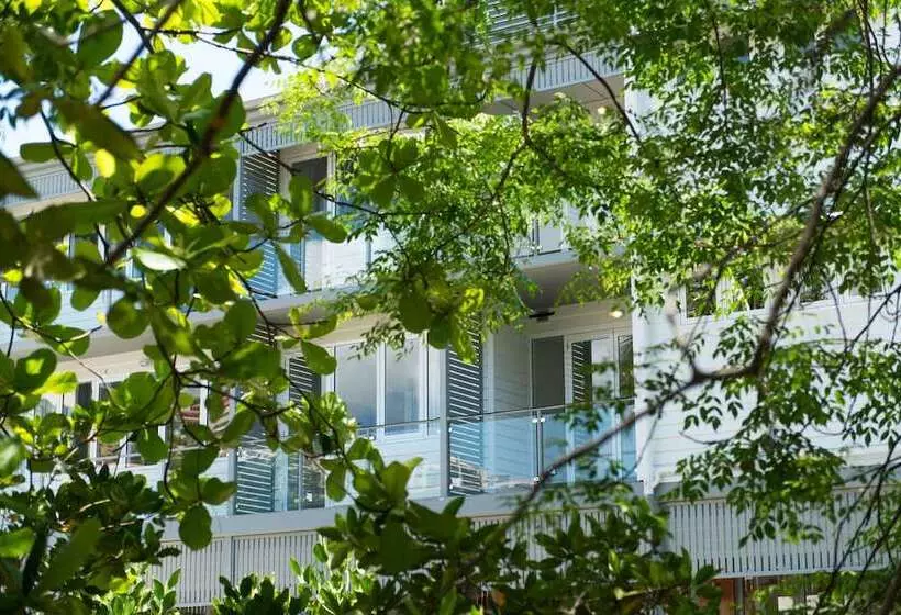 Heart Hotel And Gallery Whitsundays