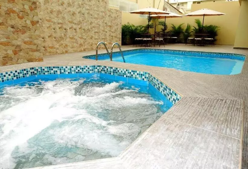 Hotelli Marvento Suites