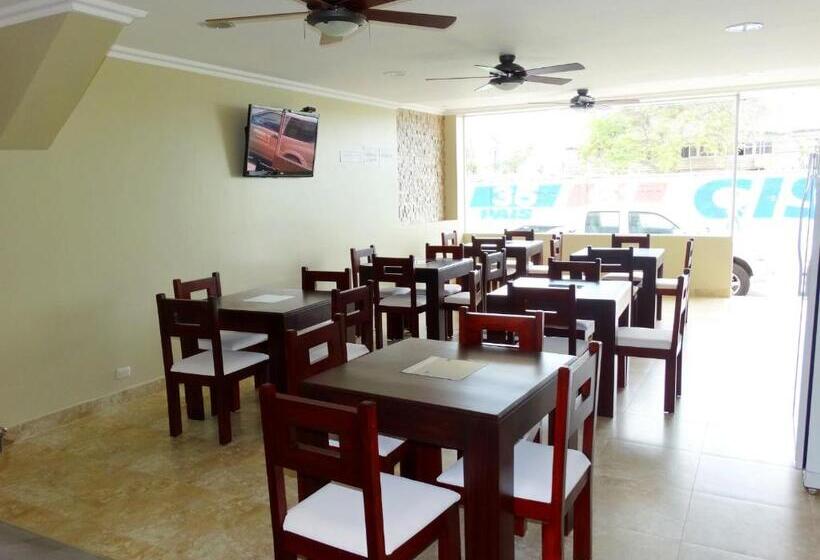 Hotel Marvento Suites