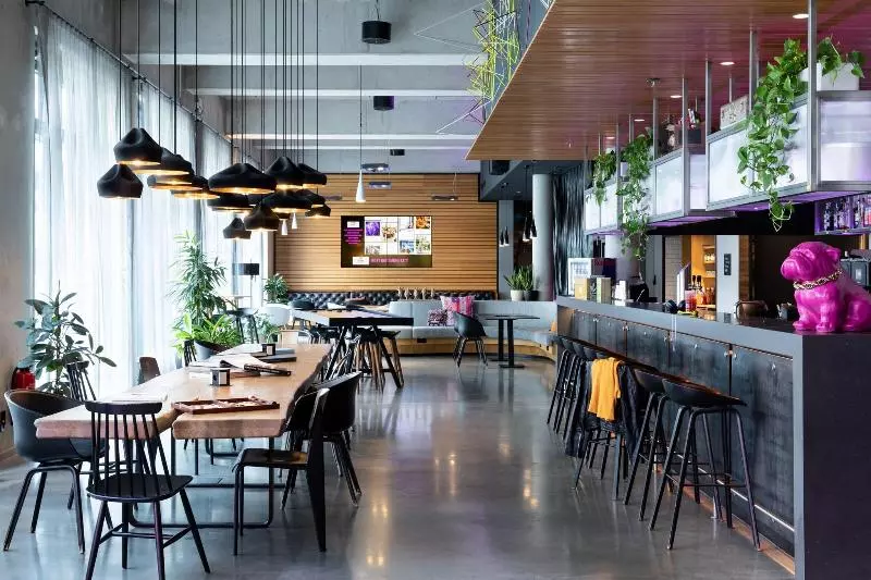 Hotelli Moxy Frankfurt Eschborn