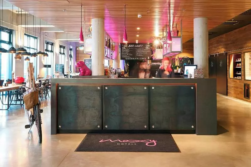 Hotelli Moxy Frankfurt Eschborn