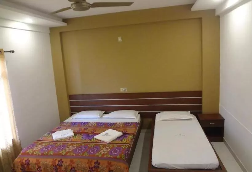 هتل Shalimar Residency