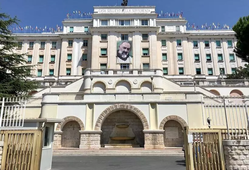 هتل Sollievo