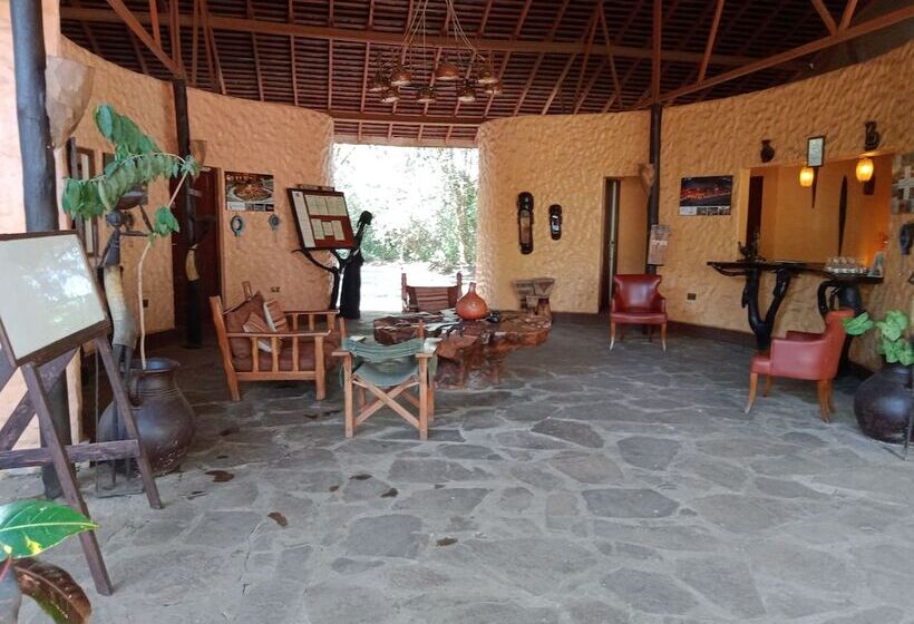 هتل Tipilikwani Mara Camp