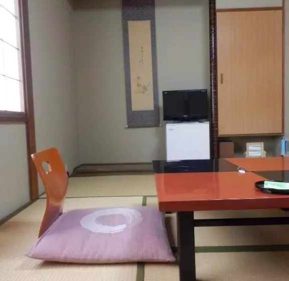Kikunoya Ryokan