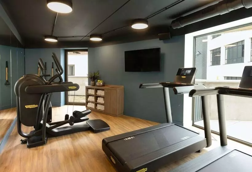 هتل Adagio Antwerp City Center