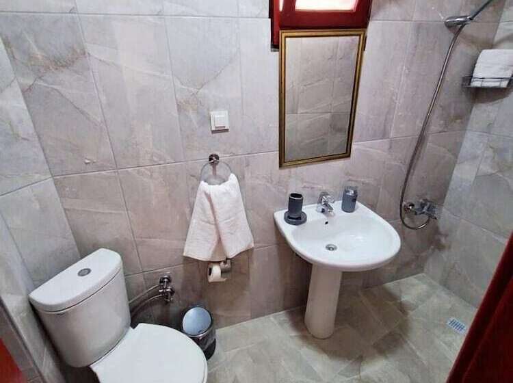 مبيت وإفطار Blue Topas Otel