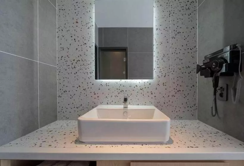 ホテル Brown Dot Geobuksum