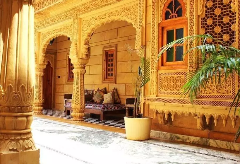 هتل Grand Khalifa