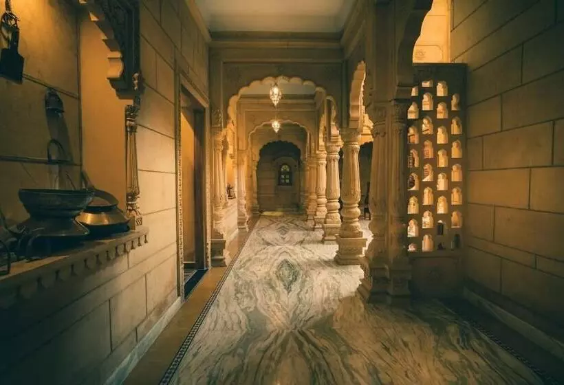هتل Grand Khalifa