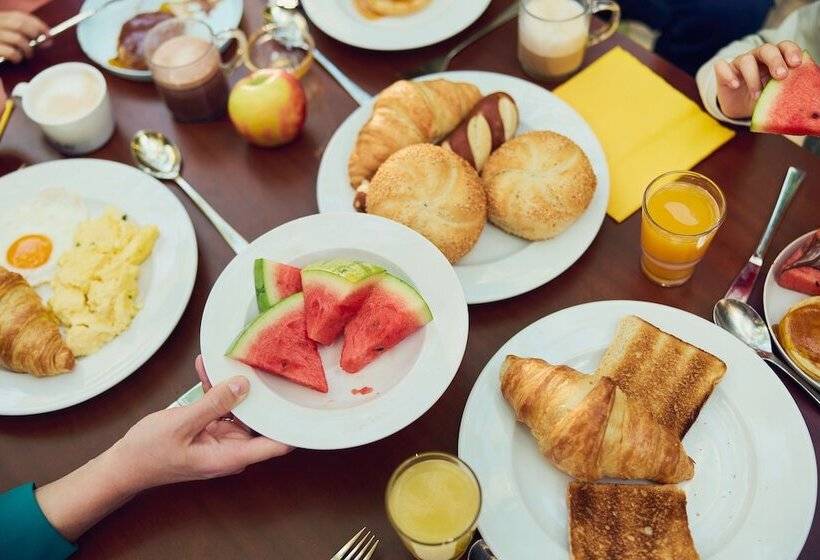 Отель Hochsauerland By Center Parcs