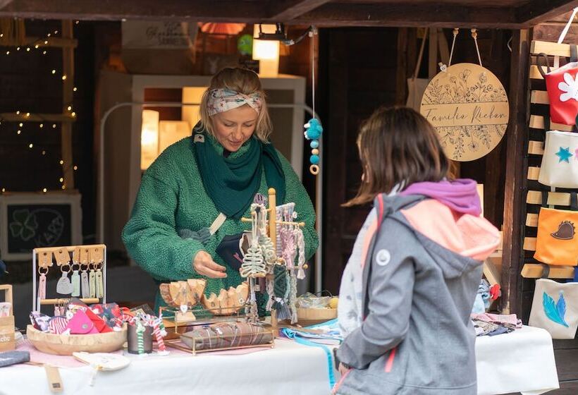 Отель Hochsauerland By Center Parcs