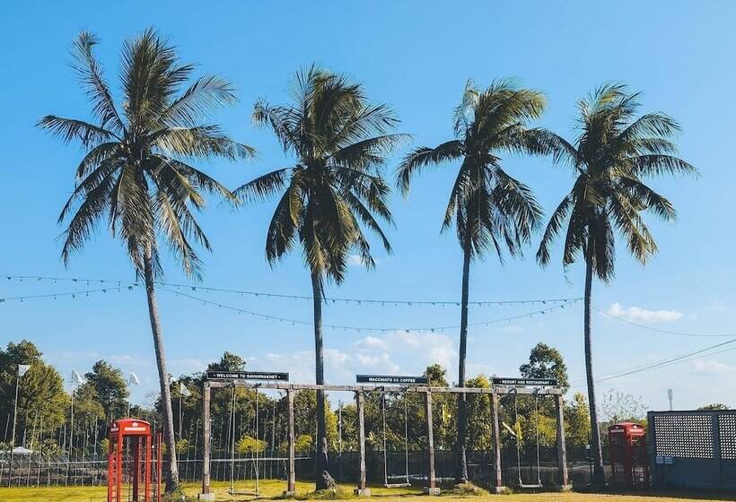 فندق Macchiato Resort Savannakhet